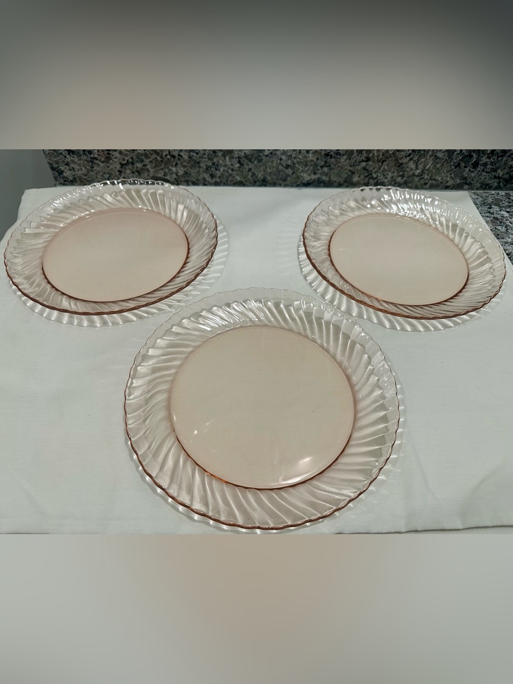 Vintage Arcoroc France Rosaline Pink Swirl 8” Plates - Set of 10 - Picture 1 of 5